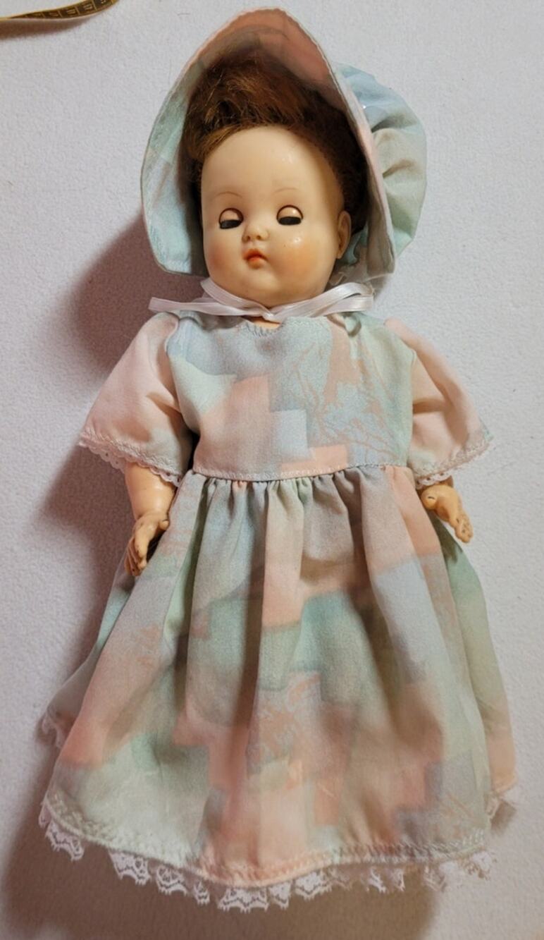 Vintage 15" Horsman Baby Doll Rooted Brown Red Hair Blue Sleepy Eyes 1960s 1970s